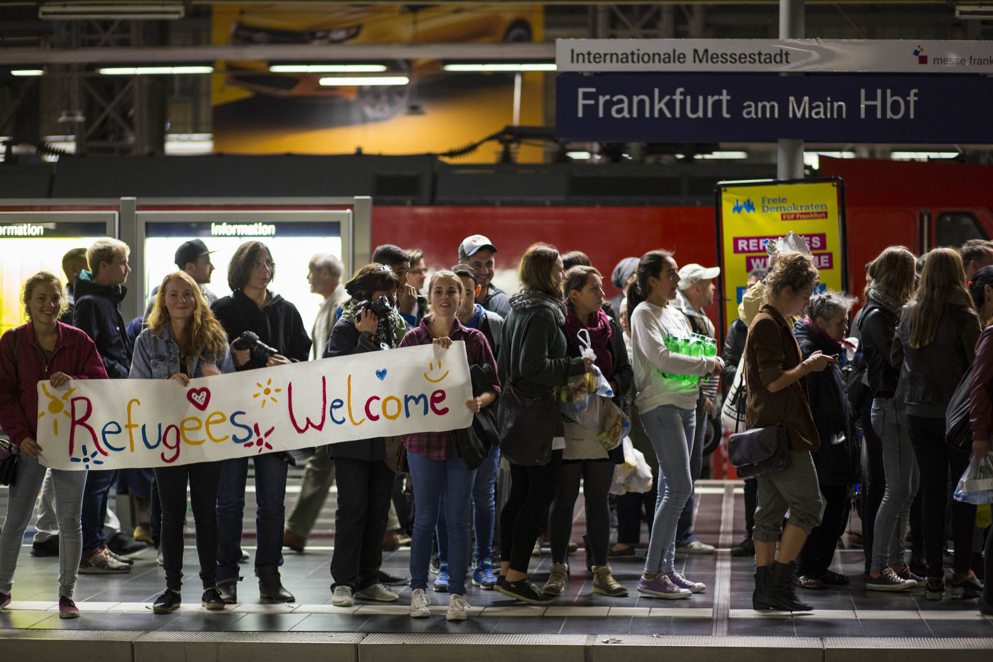 Refugees - Sascha Rheker - Photographer